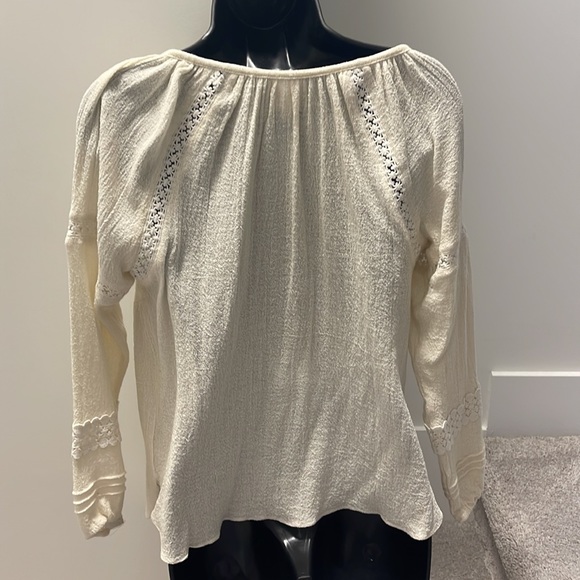 Woman’s Cream Bohemian blouse - Picture 4 of 5